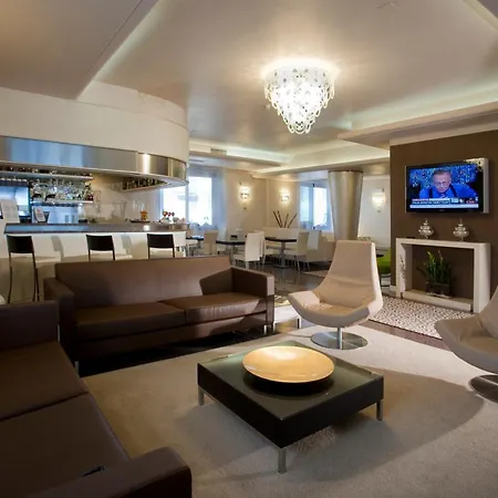 Hotel Desenzano 4*