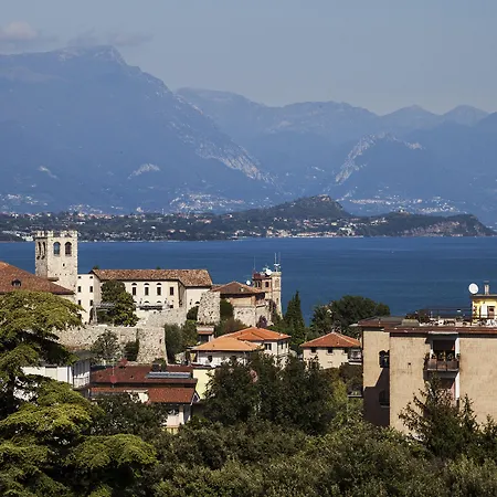 Desenzano فندق ديسينسانو ديل غاردا