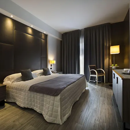 Desenzano ديسينسانو ديل غاردا