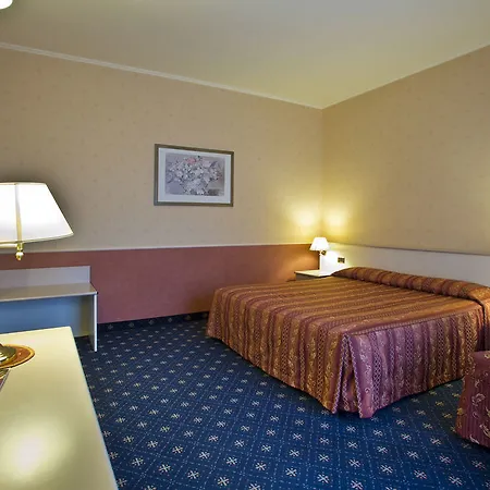 Hotel Desenzano 4*